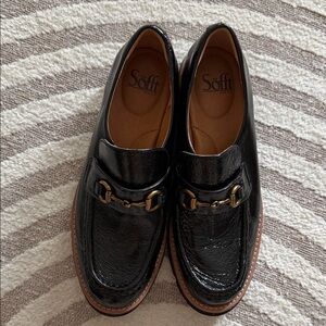 Women’s Sofft Black Patent  Gold Work Shoes Leather Horsebit Loafers